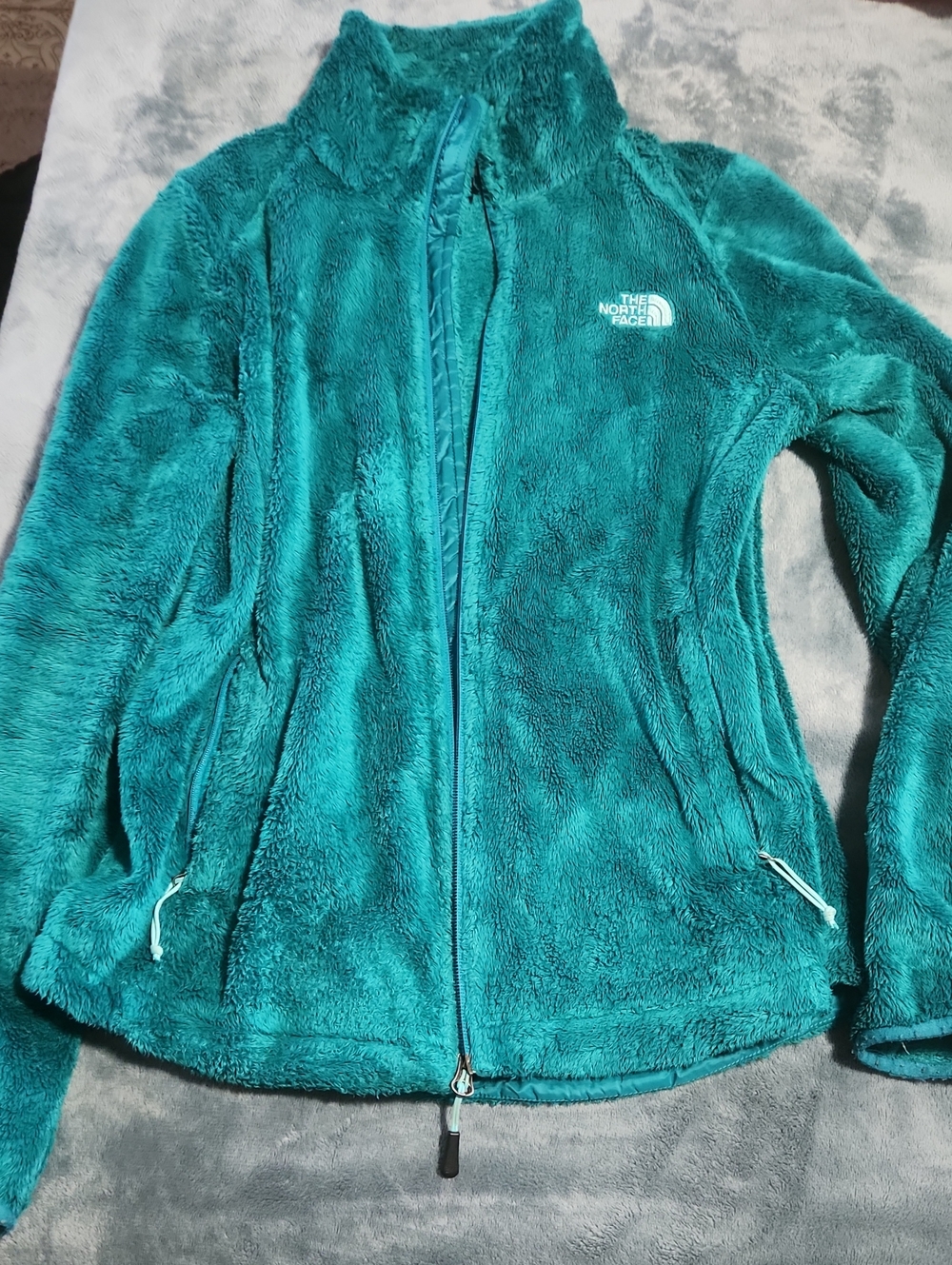 The North Face Women's Teal Plush Full-Zip Teddy Jacket
